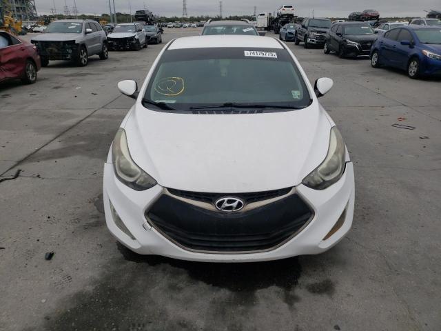 KMHDH6AH1EU023932 - 2014 HYUNDAI ELANTRA CO GS WHITE photo 5