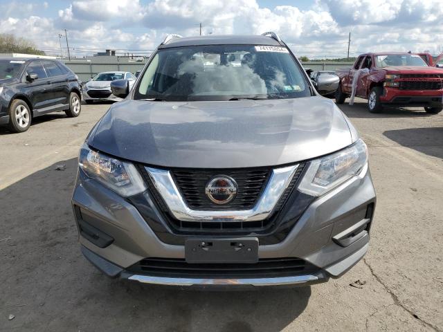 KNMAT2MV2LP501142 - 2020 NISSAN ROGUE S GRAY photo 5