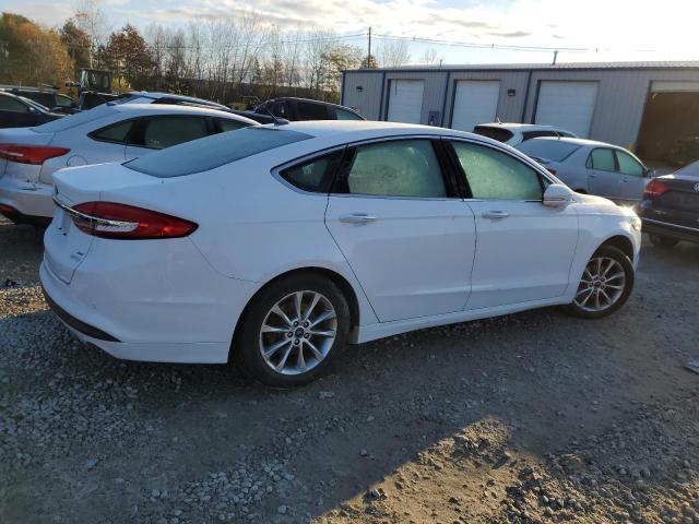 3FA6P0HD1HR153792 - 2017 FORD FUSION SE WHITE photo 3