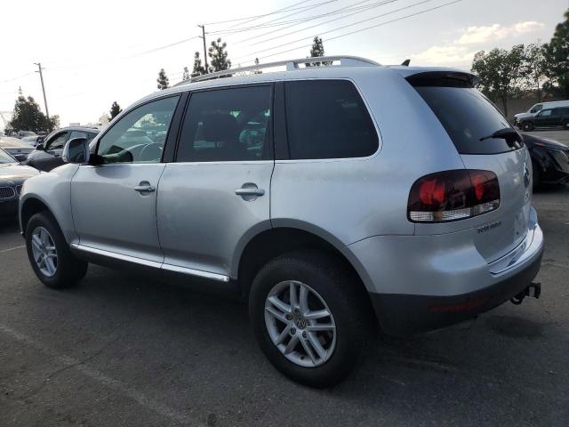 WVGBE77L58D040187 - 2008 VOLKSWAGEN TOUAREG 2 V6 SILVER photo 2