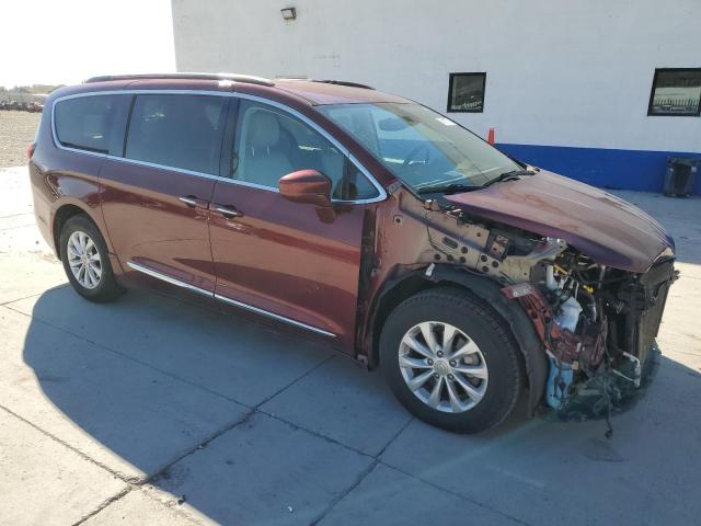 2C4RC1BG5HR741213 - 2017 CHRYSLER PACIFICA TOURING L MAROON photo 4