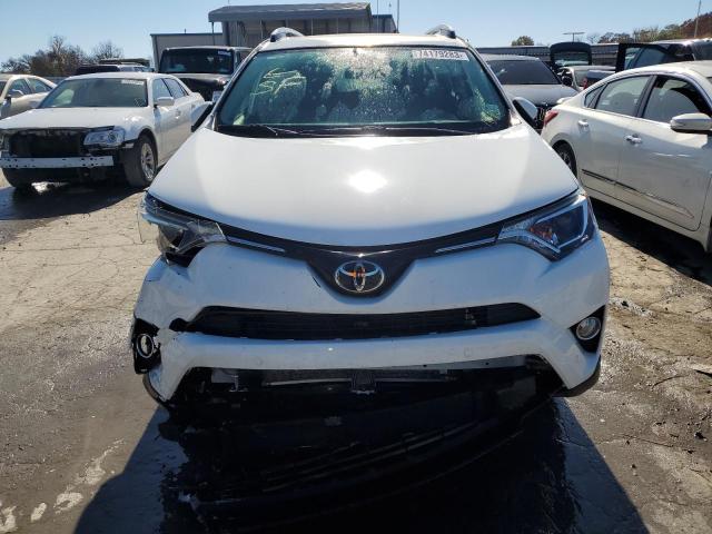 JTMWFREV0JJ744324 - 2018 TOYOTA RAV4 ADVENTURE WHITE photo 5