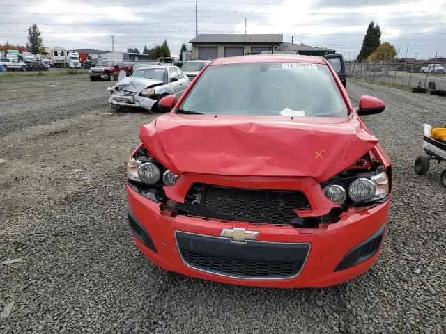 1G1JA6SH6F4132326 - 2015 CHEVROLET SONIC LS RED photo 5