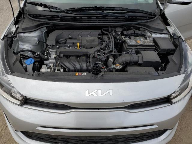 3KPA24AD2PE529412 - 2023 KIA RIO LX SILVER photo 11