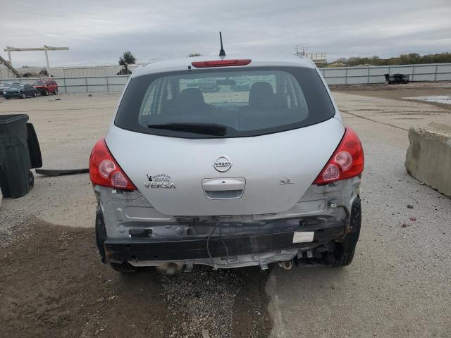 3N1BC13E58L446255 - 2008 NISSAN VERSA S SILVER photo 6