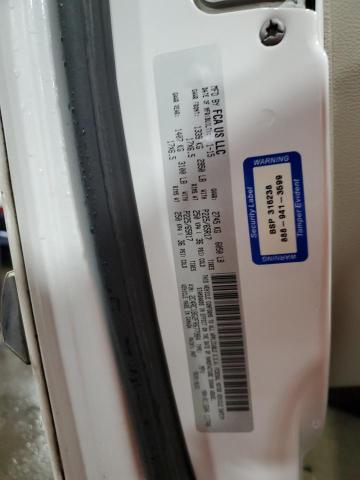 2C4RC1BG2FR677984 - 2015 CHRYSLER TOWN & COU TOURING თეთრი ფოტო 14