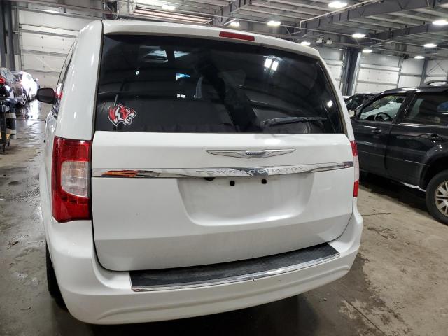 2C4RC1BG2FR677984 - 2015 CHRYSLER TOWN & COU TOURING თეთრი ფოტო 6