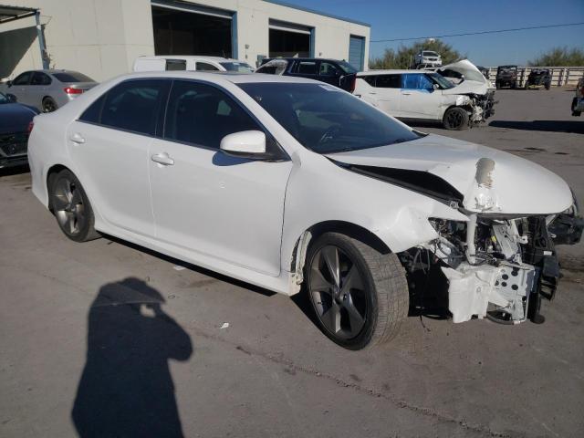 4T1BF1FK9EU386810 - 2014 TOYOTA CAMRY L WHITE photo 4