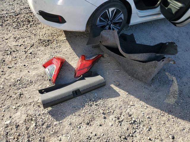 JHMFC1F70JX028903 - 2018 HONDA CIVIC EXL თეთრი ფოტო 12