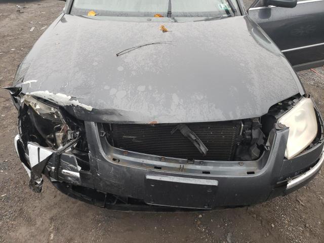 WVWRH63B13P432995 - 2003 VOLKSWAGEN PASSAT GLX Mavi foto 11