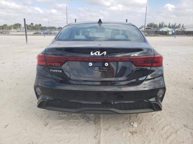 3KPF24AD6PE554948 - 2023 KIA FORTE LX BLACK photo 6