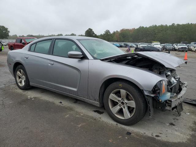 2C3CDXBG5DH681279 - 2013 DODGE CHARGER SE SILVER photo 4