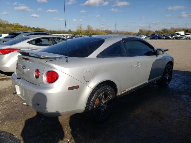 1G1AK18F787289791 - 2008 CHEVROLET COBALT LS SILVER photo 3