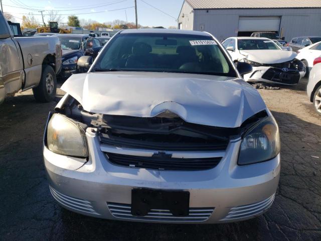 1G1AK18F787289791 - 2008 CHEVROLET COBALT LS SILVER photo 5