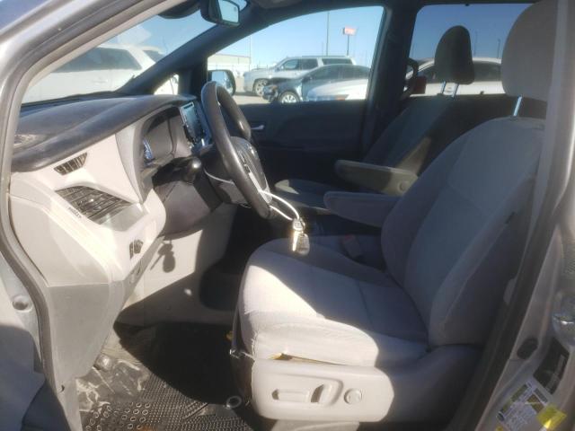 5TDJZ3DCXJS198049 - 2018 TOYOTA SIENNA LE SILVER photo 7