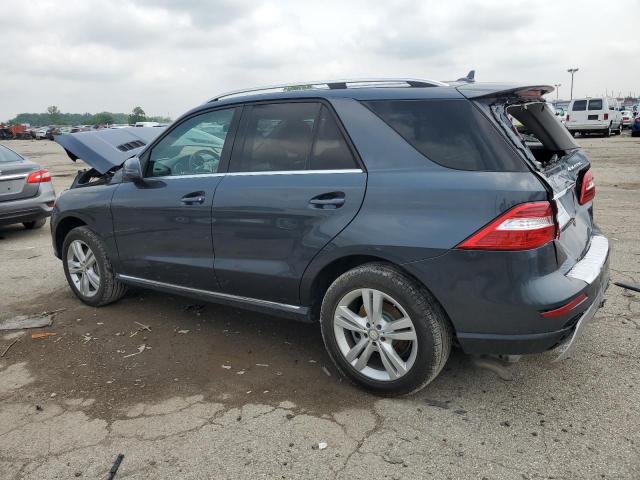 4JGDA5HB4FA466823 - 2015 MERCEDES-BENZ ML 350 4MATIC CHARCOAL photo 2