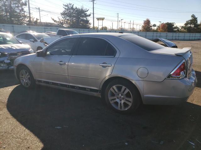 3FAHP08107R160715 - 2007 FORD FUSION SEL SILVER photo 2