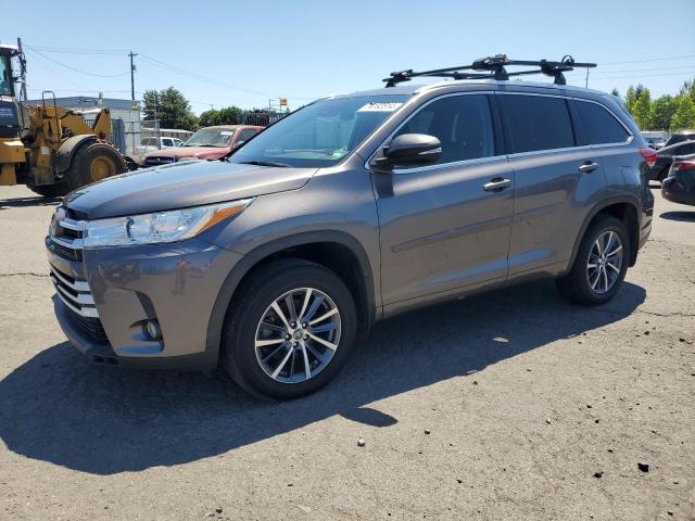 2018 TOYOTA HIGHLANDER SE, 
