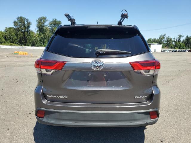 5TDJZRFH8JS533935 - 2018 TOYOTA HIGHLANDER SE GRAY photo 6