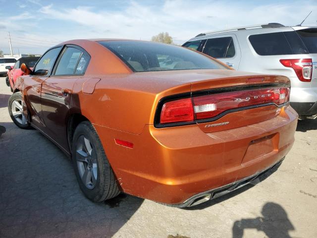 2B3CL3CGXBH586642 - 2011 DODGE CHARGER ORANGE photo 2