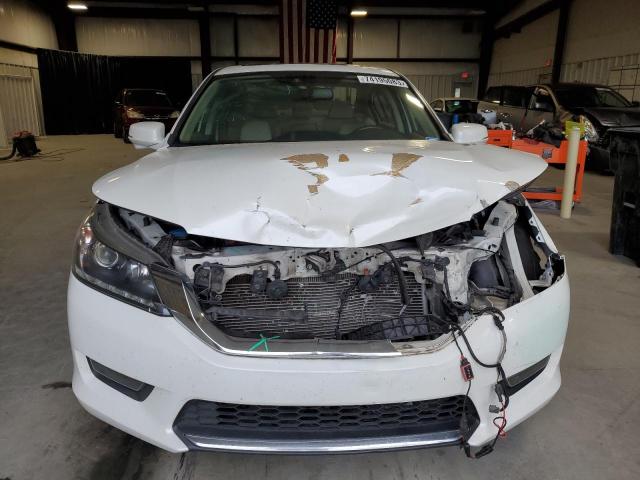 1HGCR3F83FA031619 - 2015 HONDA ACCORD EXL WHITE photo 5