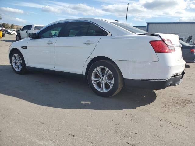 1FAHP2L84GG142211 - 2016 FORD TAURUS POLICE INTERCEPTOR WHITE photo 2