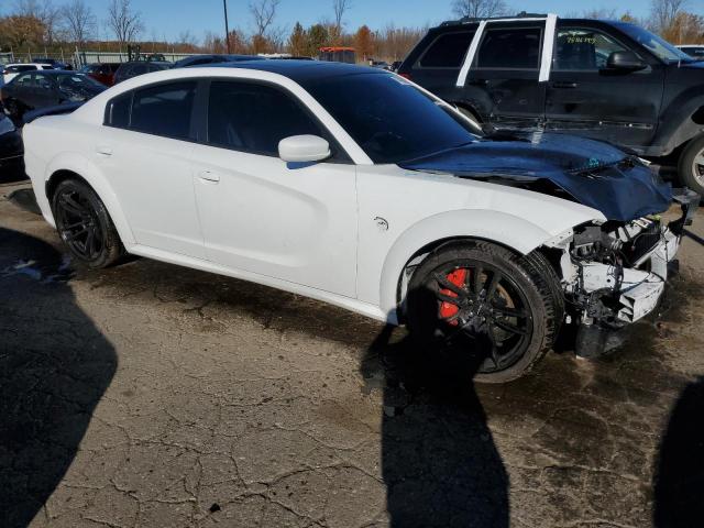 2C3CDXL96LH231686 - 2020 DODGE CHARGER SRT HELLCAT WHITE photo 4