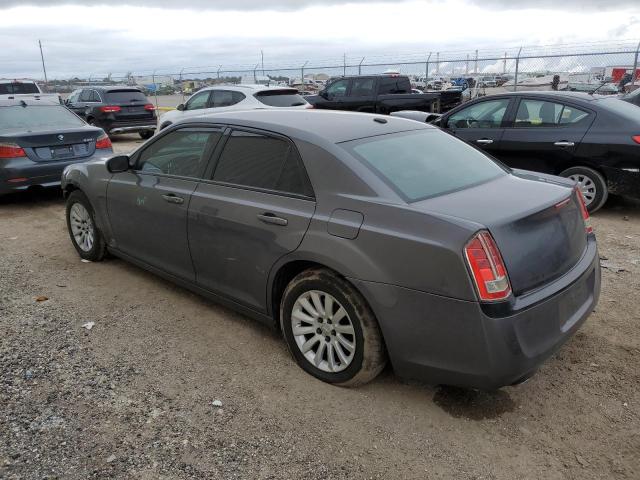 2C3CCAAG9DH697714 - 2013 CHRYSLER 300 GRAY photo 2