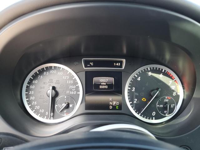 SJKCH5CP1HA032499 - 2017 INFINITI QX30 BASE GRAY photo 9