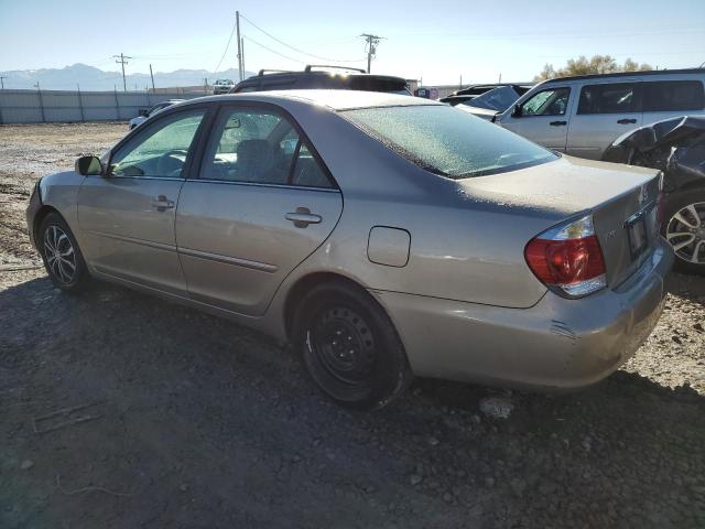 4T1BE32K35U586621 - 2005 TOYOTA CAMRY LE BEIGE photo 2