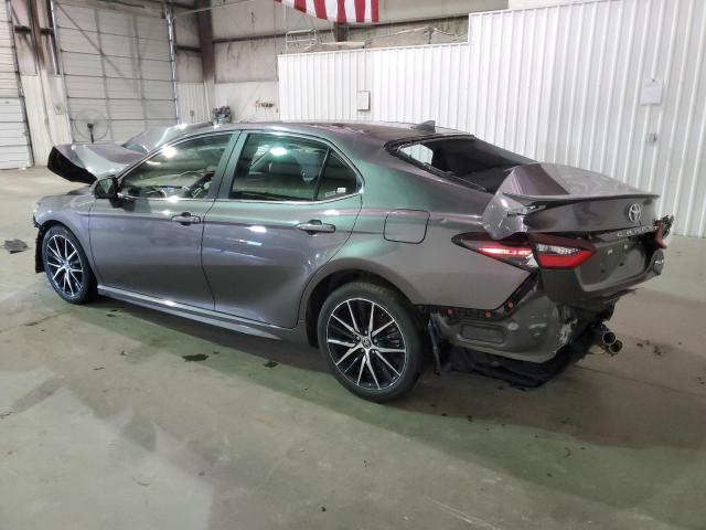 4T1G11AK3RU890934 - 2024 TOYOTA CAMRY SE NIGHT SHADE GRAY photo 2
