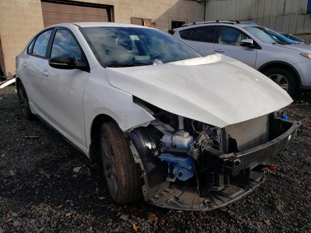 3KPF34ADXLE241442 - 2020 KIA FORTE GT LINE WHITE photo 4