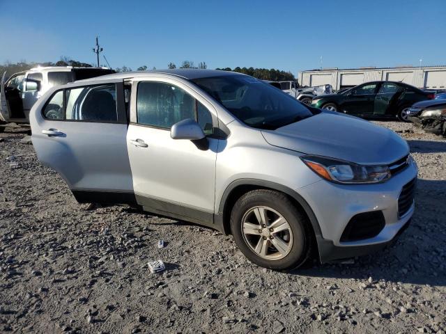 3GNCJKSB6KL388806 - 2019 CHEVROLET TRAX LS SILVER photo 4