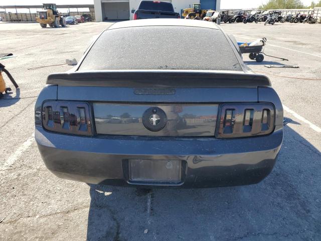 1ZVHT80N485117287 - 2008 FORD MUSTANG BLACK photo 6