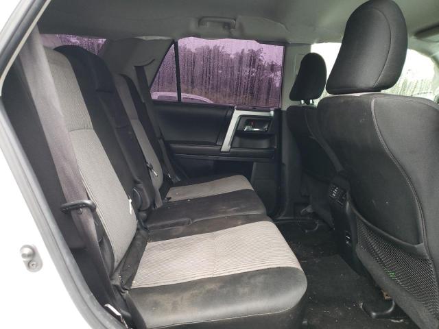 JTEBU5JR0J5603098 - 2018 TOYOTA 4RUNNER SR5/SR5 PREMIUM თეთრი ფოტო 11