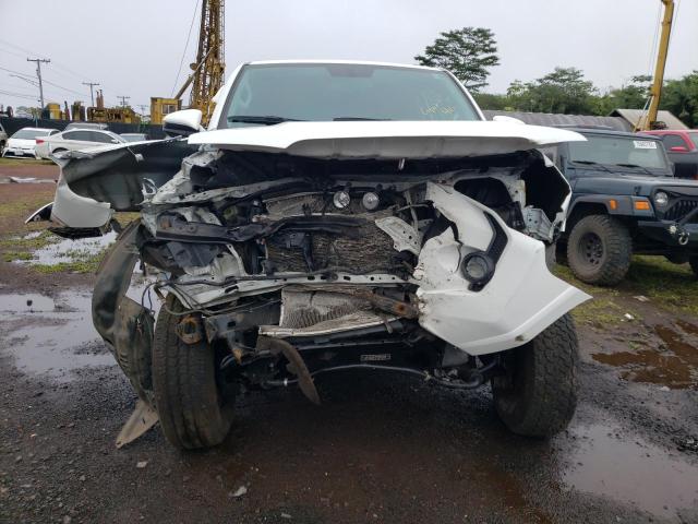 JTEBU5JR0J5603098 - 2018 TOYOTA 4RUNNER SR5/SR5 PREMIUM თეთრი ფოტო 5