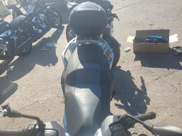 WB40C1904KS876142 - 2019 BMW C 400 X BLUE photo 5