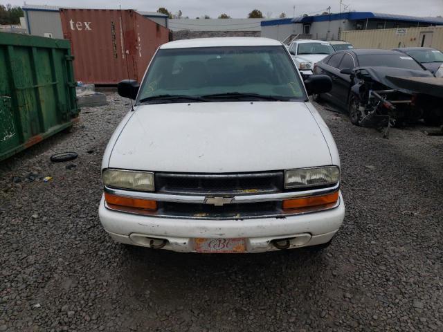 1GCDT19W2Y8235521 - 2000 CHEVROLET S TRUCK S10 WHITE photo 5