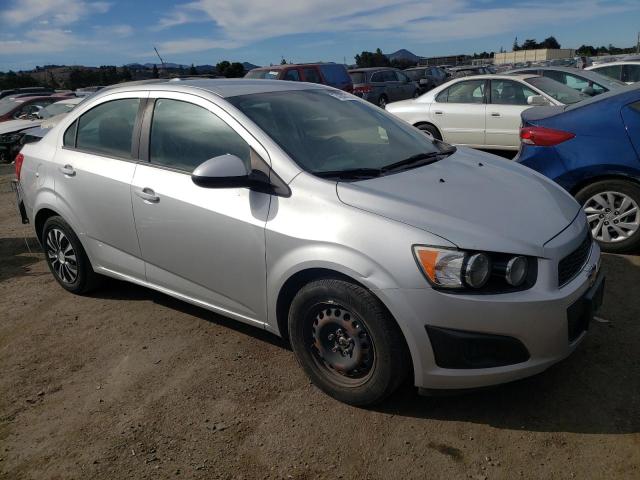 1G1JA5SG3F4216993 - 2015 CHEVROLET SONIC LS 银色 照片 4