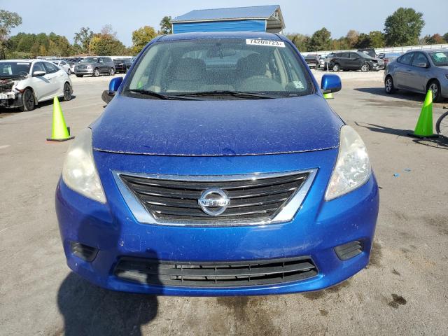 3N1CN7AP6EL802309 - 2014 NISSAN VERSA S BLUE photo 5