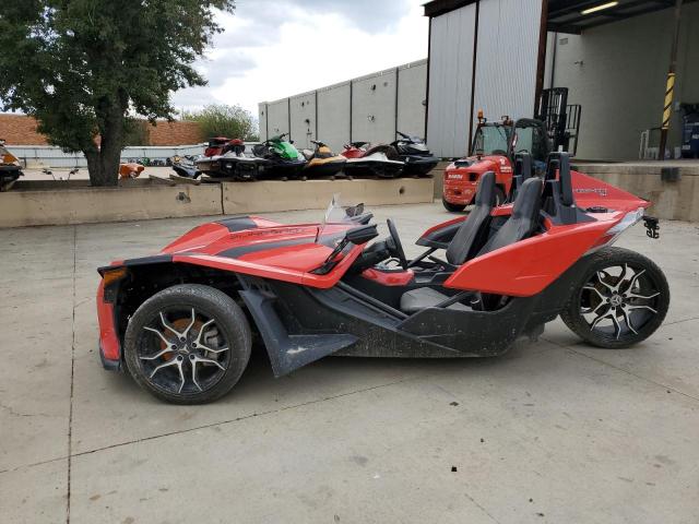 57XAAPHD9L8140398 - 2020 POLARIS SLINGSHOT SL RED photo 3