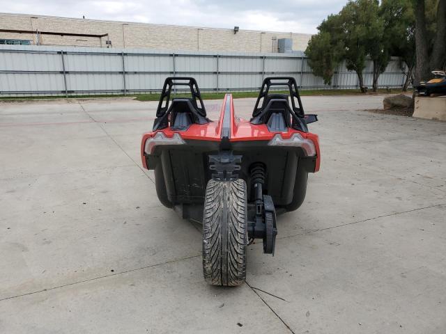 57XAAPHD9L8140398 - 2020 POLARIS SLINGSHOT SL RED photo 4