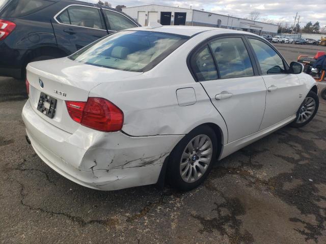 WBAPK53539A513891 - 2009 BMW 328 XI SULEV WHITE photo 3