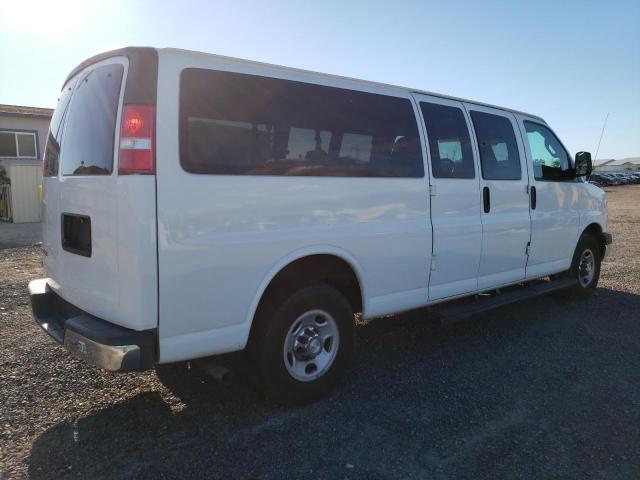 1GAZGPFG1K1241507 - 2019 CHEVROLET EXPRESS G3 LT WHITE photo 3