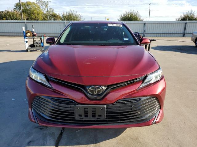 4T1C11AK0LU360748 - 2020 TOYOTA CAMRY LE RED photo 5