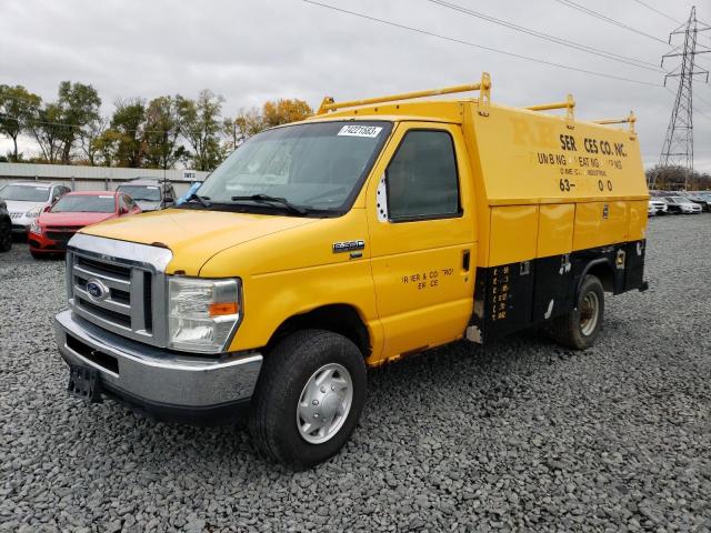 1FDSE35L39DA24373 - 2009 FORD ECONOLINE E350 SUPER DUTY CUTAWAY VAN YELLOW photo 1