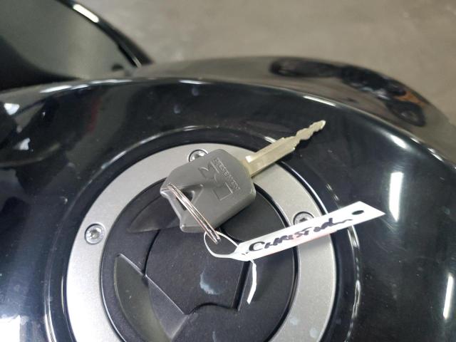 JKAEXEA156A011305 - 2006 KAWASAKI EX650 A6F RED photo 8