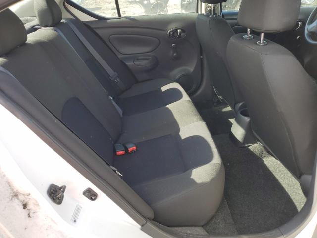 3N1CN7AP3JL837965 - 2018 NISSAN VERSA S 白色 照片 10