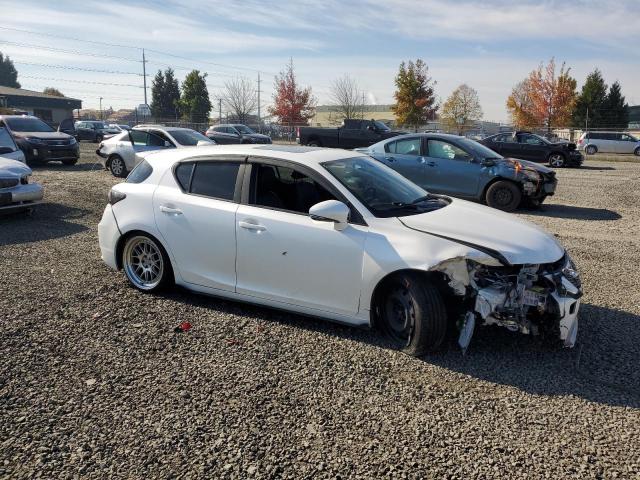 JTHKD5BH6B2044930 - 2011 LEXUS CT 200 WHITE photo 4