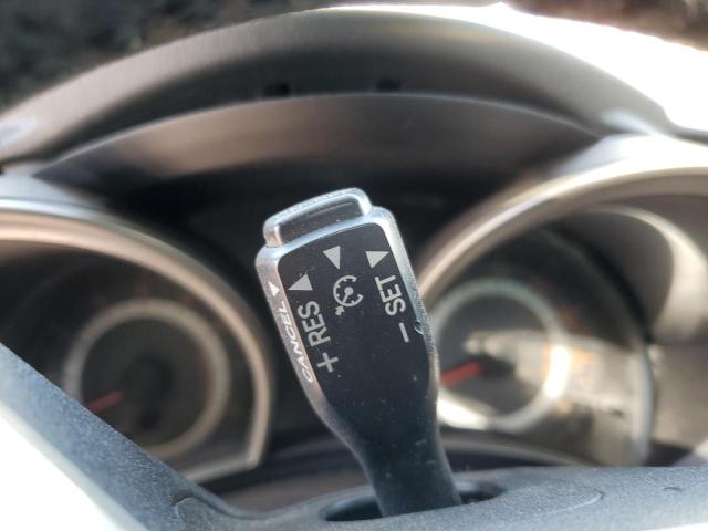 JTKJF5C71D3064263 - 2013 TOYOTA SCION TC 白色 照片 9